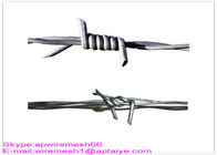 Q195高い抗張有刺鉄線、防御フェンスのための二重繊維の有刺鉄線